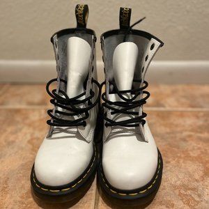 DR. MARTENS Women's Size 6